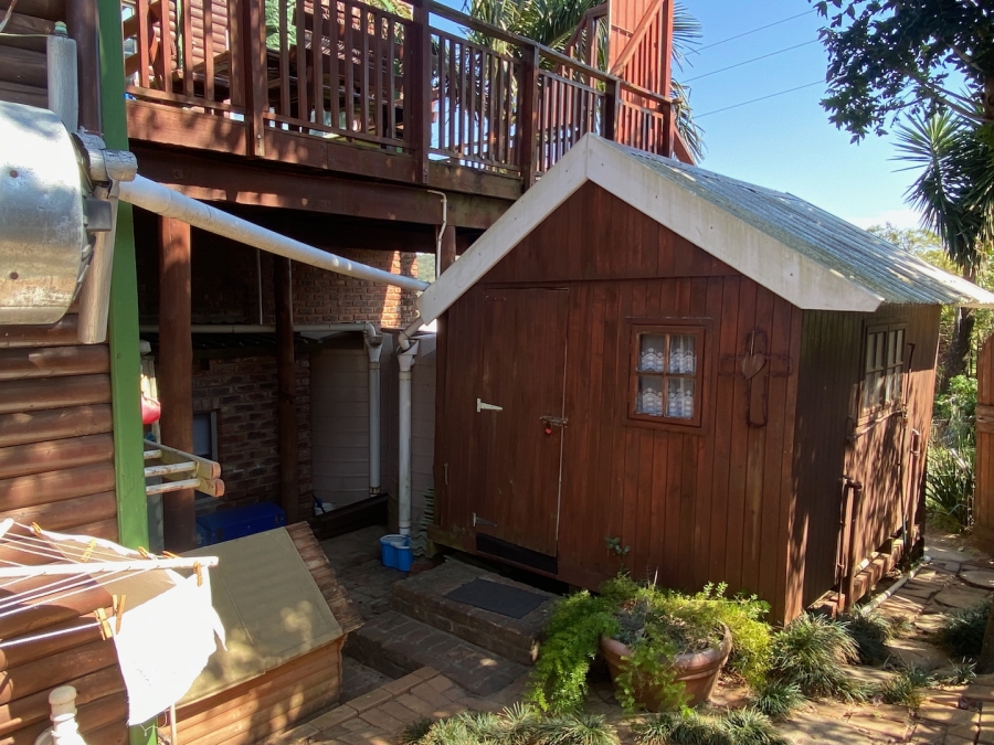 7 Bedroom Property for Sale in Cintsa East Eastern Cape